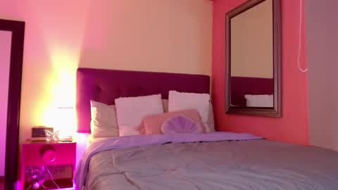 Mafer Flor online show from 10-15-25, 09:48