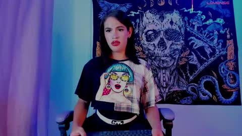 Snapshot of maferosorio chatting on 11-10-25, 02:21 MaferOsorio online show from 11-10-25, 02:21