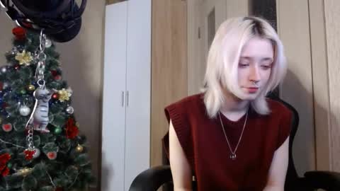 Sophia online show from 01-12-26, 04:45