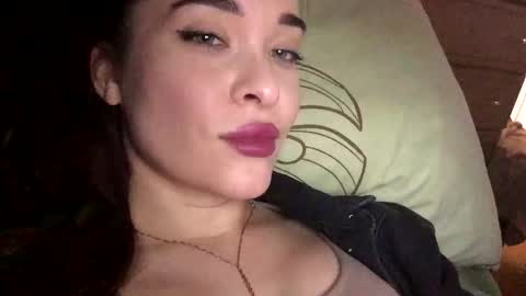 magggg658318 online show from 10-21-25, 01:45