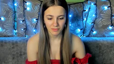 Snapshot of maggiecake chatting on 02-10-25, 01:24 Maggie online show from 02-10-25, 01:24
