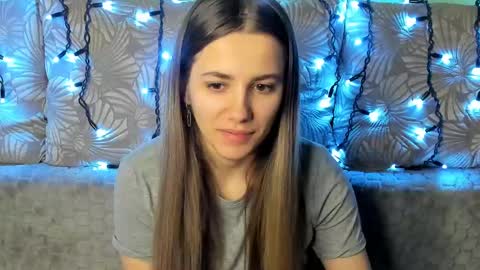 Snapshot of maggiecake chatting on 03-02-25, 05:33 Maggie online show from 03-02-25, 05:33