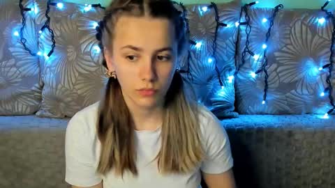 Maggie online show from 12-04-25, 12:09