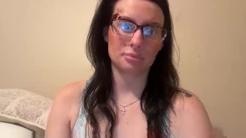 maggiexoxox online show from 12-16-25, 05:23