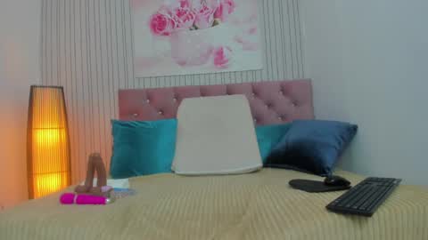 maggy_big_tits online show from 12-19-24, 06:23