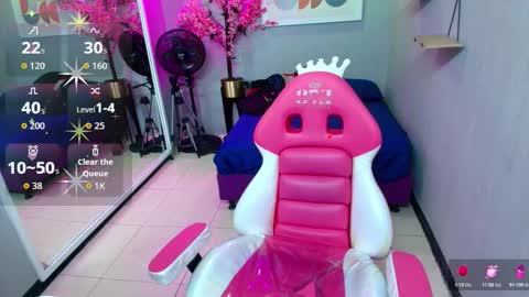 Maggy online show from 10-17-25, 09:23