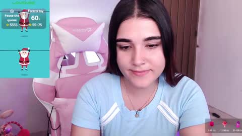 Snapshot of magic__smile chatting on 12-25-24, 04:43 Luna online show from 12-25-24, 04:43