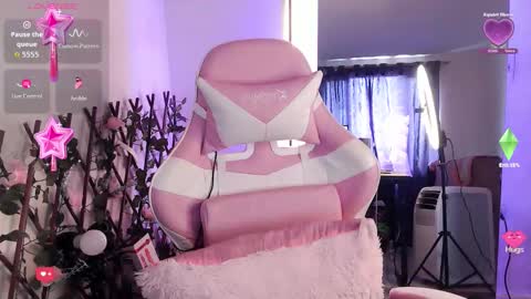 Luna  online show from 10-19-25, 07:25