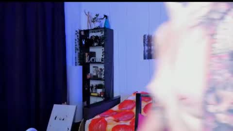 Magic Allie online show from 11-29-25, 06:27