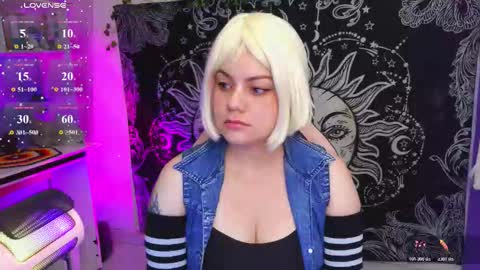 Claire online show from 02-06-26, 11:41