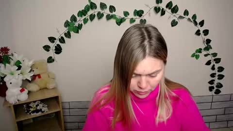 magic_katarina_ online show from 12-03-24, 08:27