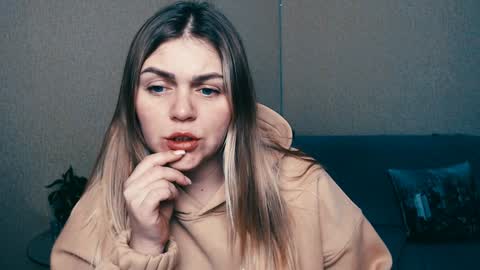 magic_katarina_ online show from 01-23-25, 11:37