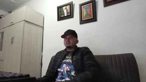 magic_milk23 online show from 09-10-25, 02:22