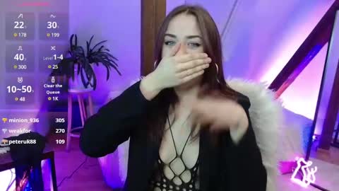 Snapshot of magic_zooey chatting on 01-21-25, 10:30 Zooey online show from 01-21-25, 10:30