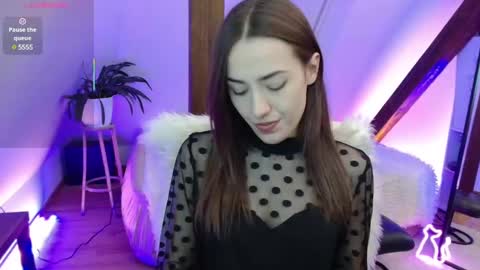 Snapshot of magic_zooey chatting on 02-28-25, 07:25 Zooey online show from 02-28-25, 07:25