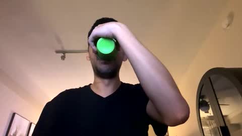 Snapshot of magicjawn chatting on 11-27-25, 04:14 magicjawn online show from 11-27-25, 04:14