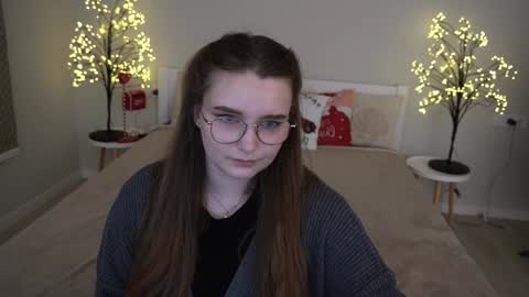 Emily online show from 01-06-25, 02:58