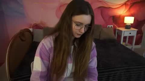 Emily online show from 11-05-25, 01:33