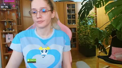 Snapshot of magicstylex chatting on 02-07-25, 12:53 Nicole online show from 02-07-25, 12:53