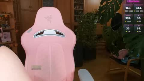 Snapshot of magicstylex chatting on 11-07-25, 08:09 Nicole online show from 11-07-25, 08:09