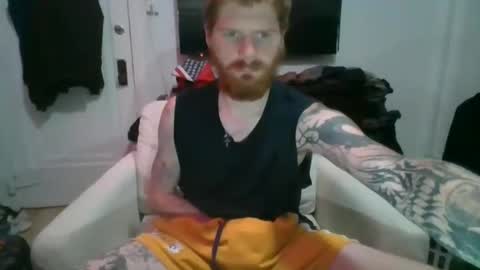 Snapshot of magnetic77slav chatting on 10-17-25, 08:28 magnetic77slav online show from 10-17-25, 08:28