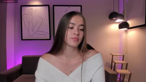  Maia  online show from 10-10-25, 07:57