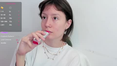 Snapshot of maibys_cute chatting on 01-20-25, 03:48 maibys online show from 01-20-25, 03:48