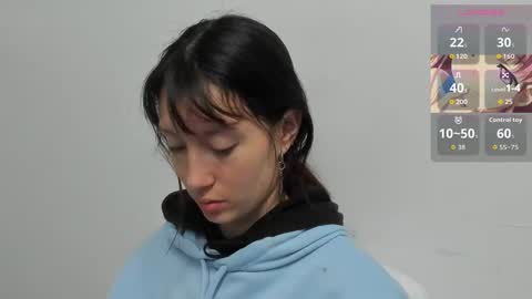 Snapshot of maibys_cute chatting on 09-12-25, 04:01 maibys online show from 09-12-25, 04:01