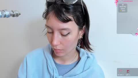 Snapshot of maibys_cute chatting on 10-04-25, 04:10 maibys online show from 10-04-25, 04:10