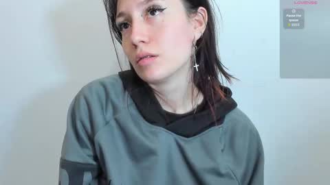 Snapshot of maibys_cute chatting on 10-25-25, 03:36 maibys online show from 10-25-25, 03:36