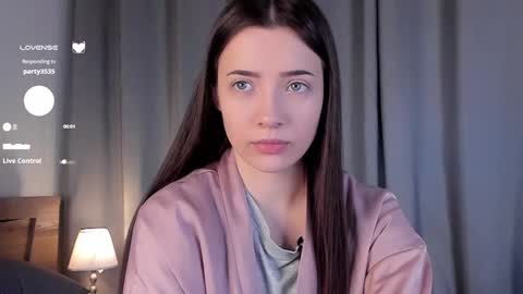 Lucy online show from 01-08-25, 01:00