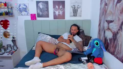 maik_corzo online show from 11-26-25, 07:31