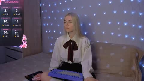 Your kitty online show from 11-13-25, 03:55