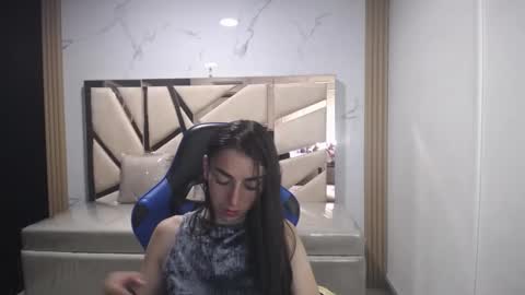 Maily online show from 10-23-25, 03:06