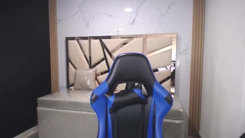 Maily online show from 11-12-25, 02:56