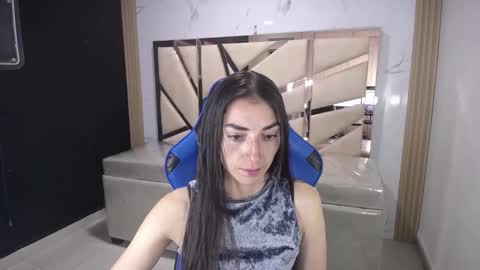 Maily online show from 12-23-25, 02:53