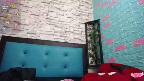 Snapshot of maily_can chatting on 11-05-25, 01:00 MAILY CAN online show from 11-05-25, 01:00