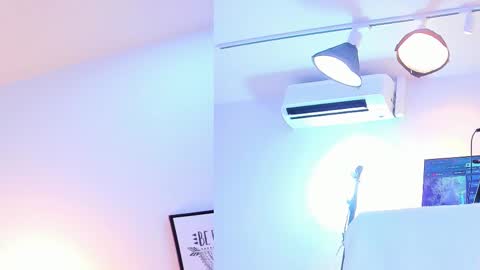 Maily  online show from 10-30-25, 07:47