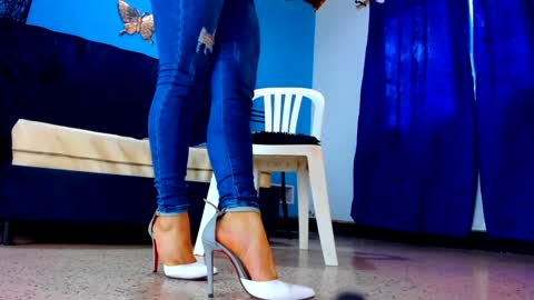 MAISE online show from 12-17-24, 04:53