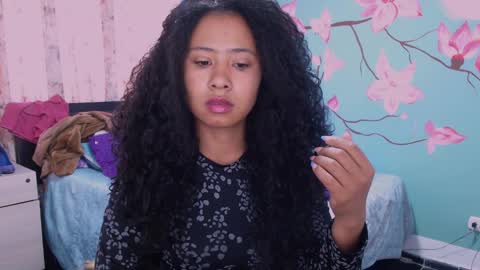 Maite online show from 12-12-24, 12:22