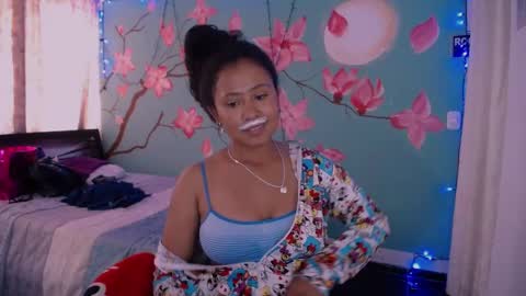 Maite online show from 03-10-25, 05:50