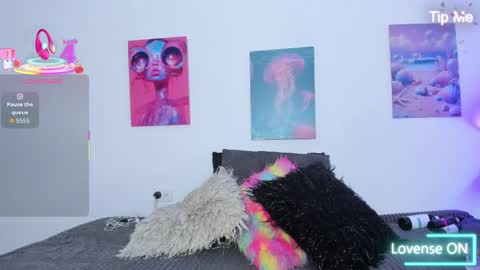 mai  online show from 10-07-25, 07:00