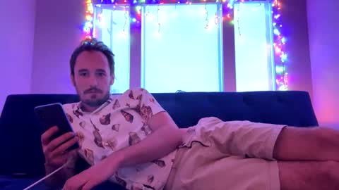 Snapshot of majesticuniverse93 chatting on 11-09-25, 03:21 majesticuniverse93 online show from 11-09-25, 03:21