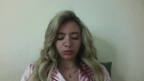 majo_gomezz online show from 12-22-25, 02:52