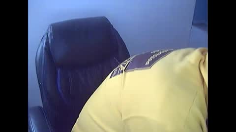 Snapshot of majorgunit chatting on 03-10-25, 06:45 Chris online show from 03-10-25, 06:45