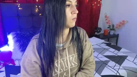 Snapshot of majuu__ chatting on 10-11-25, 11:53 Celeste Bonet online show from 10-11-25, 11:53