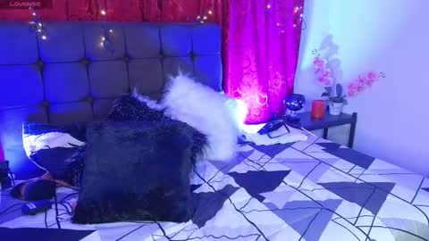 Snapshot of majuu__ chatting on 10-22-25, 11:43 Celeste Bonet online show from 10-22-25, 11:43