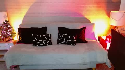 Makarena  online show from 12-27-24, 04:04