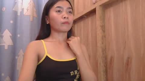 makeme_wettt online show from 10-22-25, 02:23