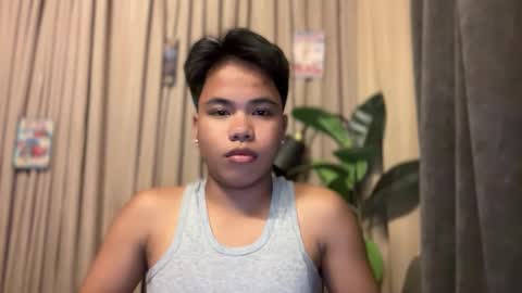 Snapshot of makeyoumineee chatting on 04-10-26, 08:52 makeyoumineee online show from 04-10-26, 08:52